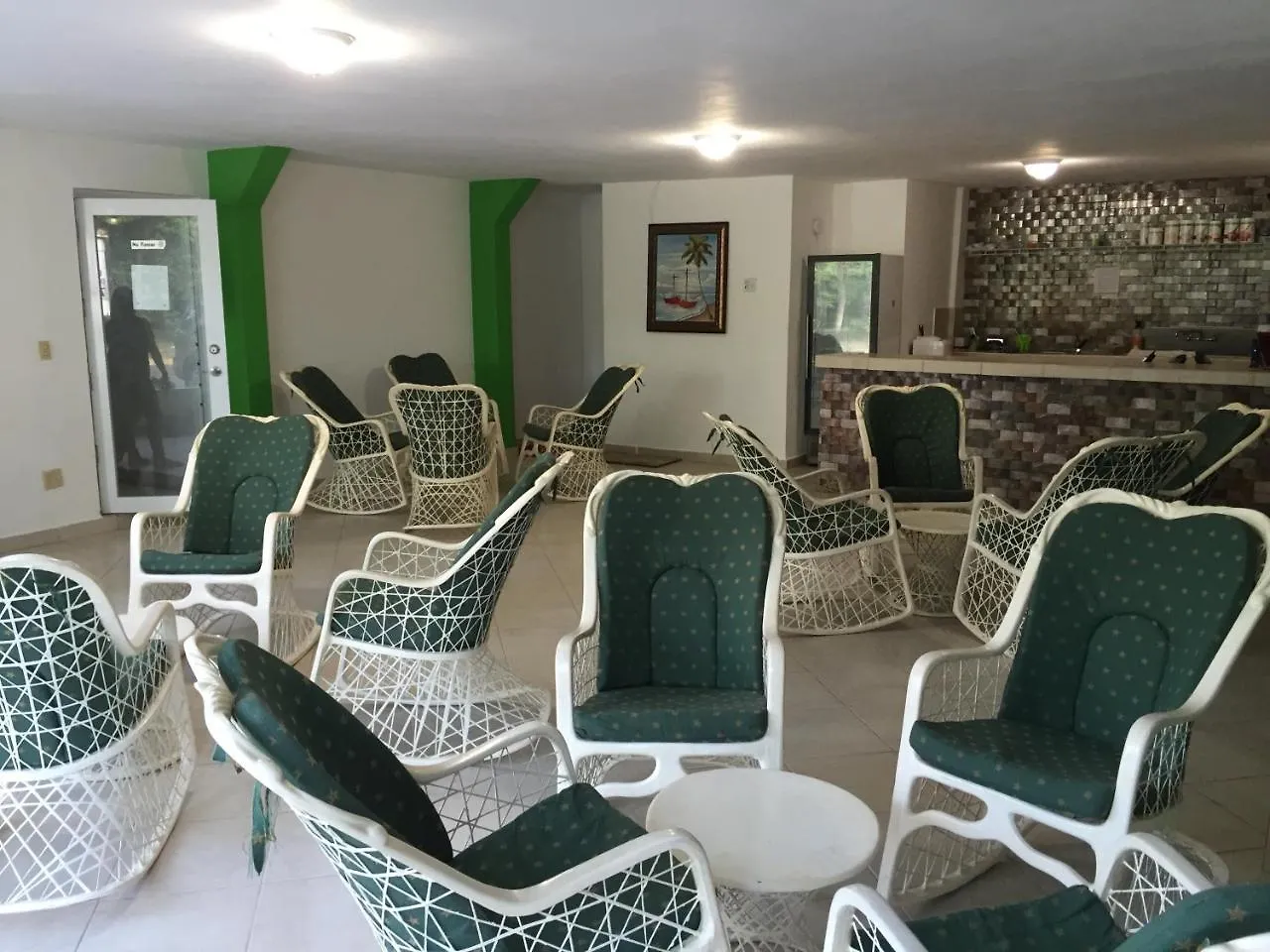 Levimar Guest House Levittown Hotel